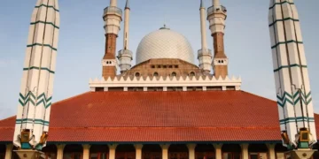 5+ Rekomendasi Tempat Wisata Religi Islam di Semarang