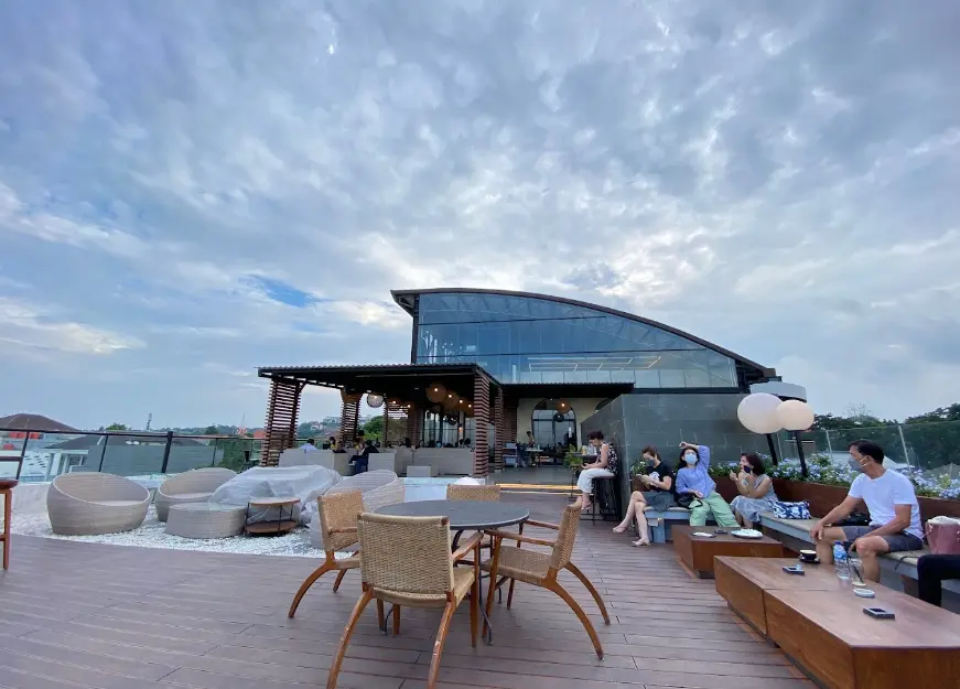 Tempat Makan di Semarang - Epicure Resto