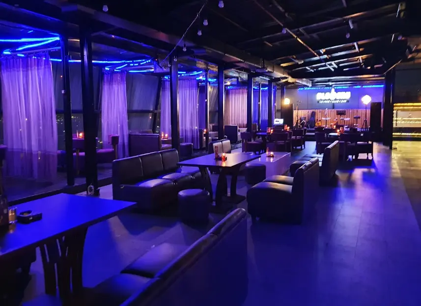 Bleusky Lounge Bar Hotel Grand Edge