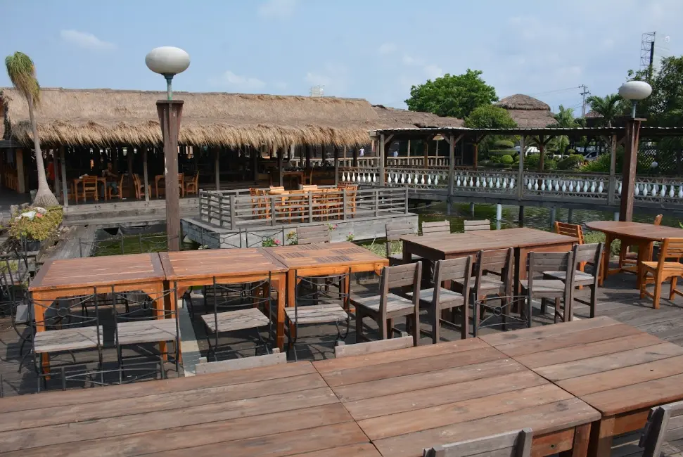 Restoran Kampung Laut, Tempat Makan View Laut & Pantai