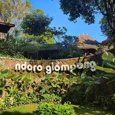 Ndoro Glompong: Culinary Adventure and Sport