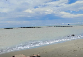 Pantai Ucil Pelabuhan Kaliwungu