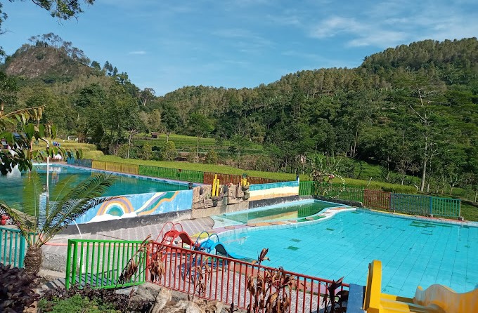 wisata di pulosari pemalang - kolam renang wiloci