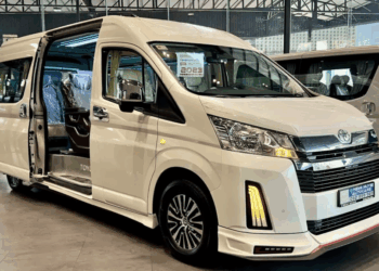 Tempat Sewa Hiace Premio Luxury Semarang