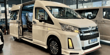 Tempat Sewa Hiace Premio Luxury Semarang
