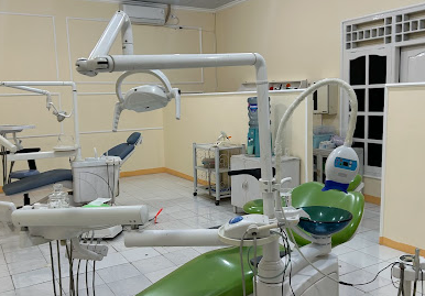 Klinik Dokter Gigi Praktek Dokter Gigi Saras