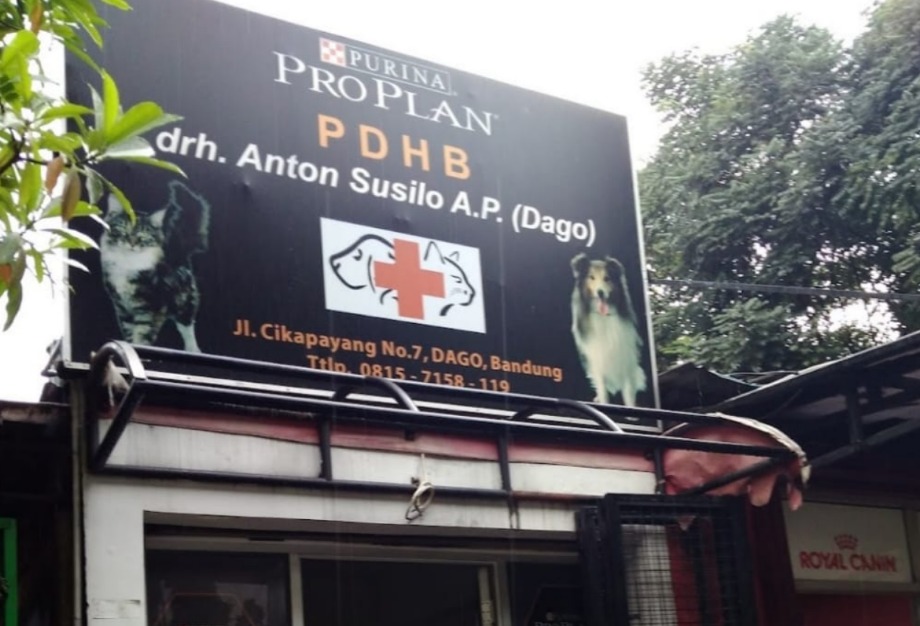 Dokter Hewan PDHB Drh Anton Susilo A.P. Dago
Klinik Hewan Bandung